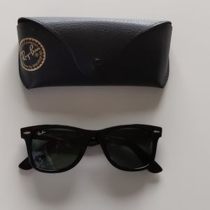 Ray-Ban Wayfarer sunglasses